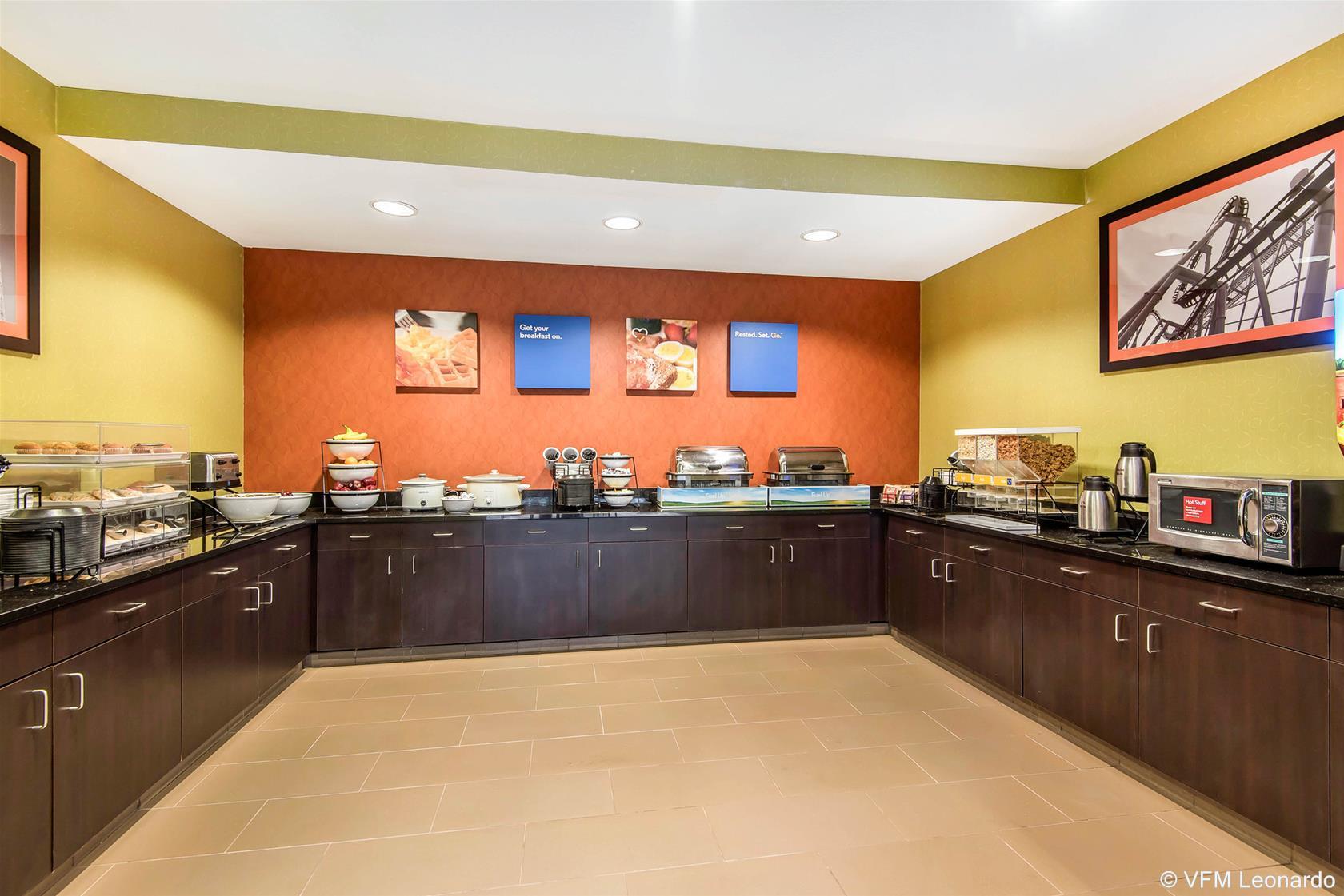 Comfort & Kansas - Northeast Hotel 2*